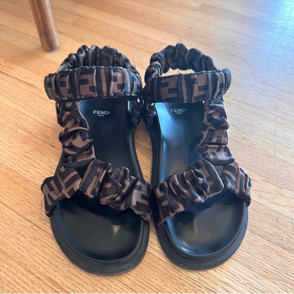 Fendi Black and Brown Designer Slide Sandals